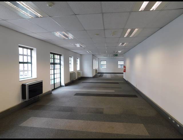 377M² OFFICE TO LET IN ROSEBANK